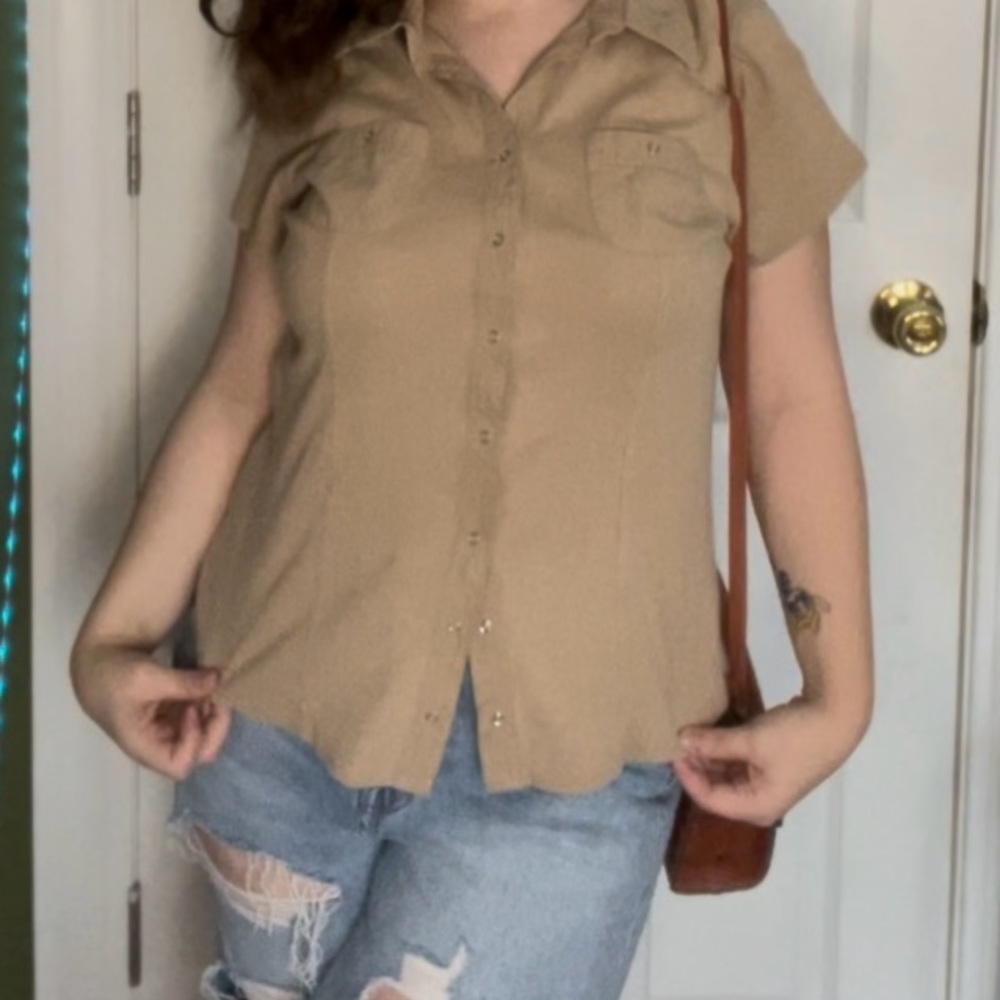 Style&co. Tan button up - Picture 2 of 4